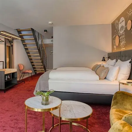 Centro Stern City, Trademark Collection By Wyndham מלון