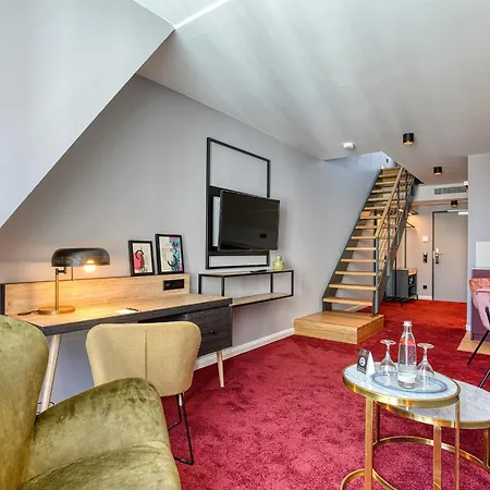 Boutique By Empa 3*