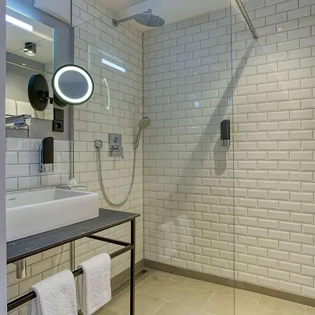 Centro Stern City, Trademark Collection By Wyndham מלון