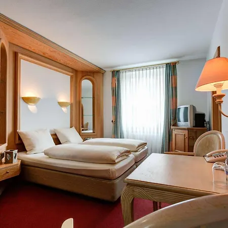 Hotel Centro Stern City, Trademark Collection By Wyndham Ulma